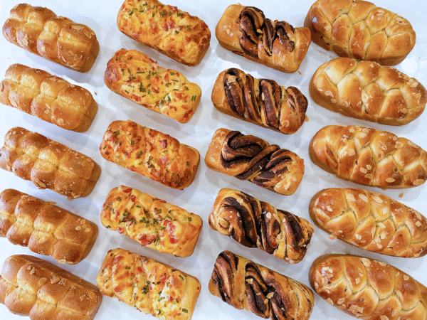 Lớp trực tiếp bánh mì brioche men sourdough tự nhiên