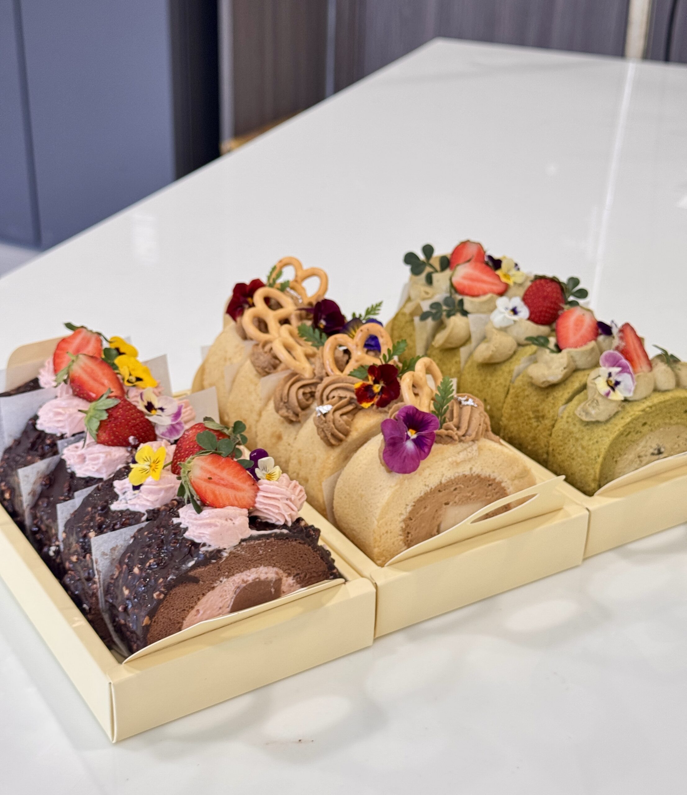 Lớp online bánh cuộn whipping bồng bềnh